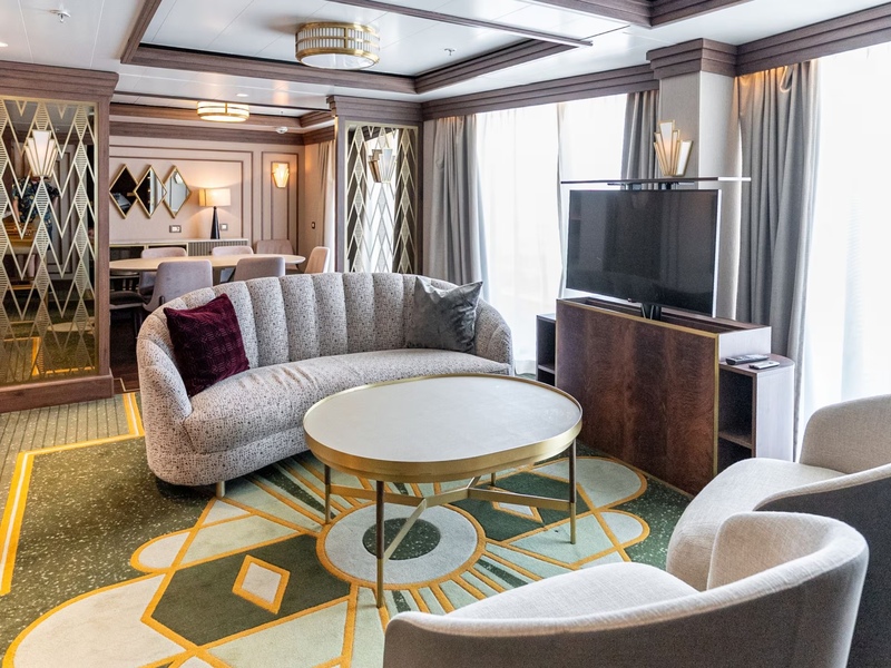 Concierge Royal Suite with Verandah